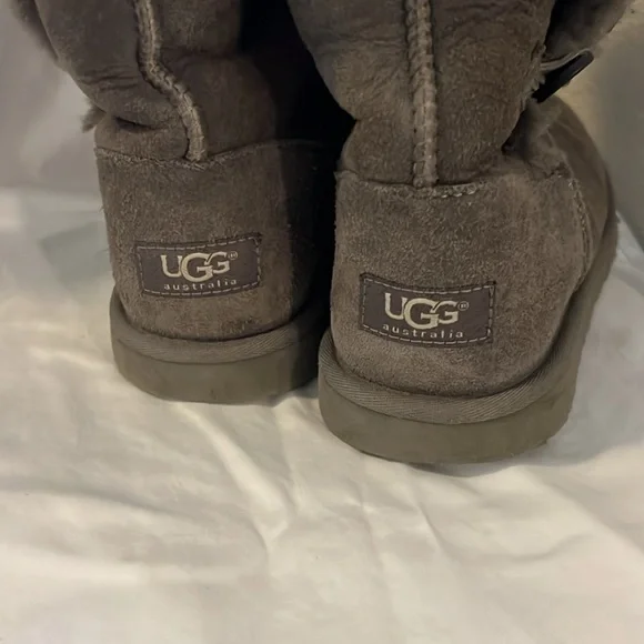Ugg boots size 6 - Picture 4 of 6